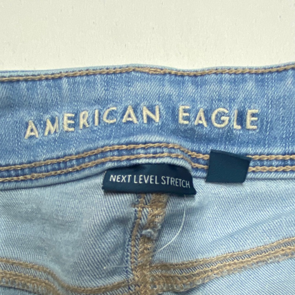 American Eagle Kick Boot Light Wash Raw Hem Jeans Next Level Stretch 2 X-Long - Picture 4 of 8